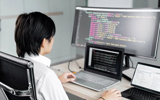 巴中 ,php声明和调用变量的符号是什么？
